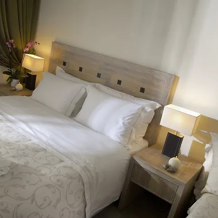 Portes Feriested Nea Poteidaia