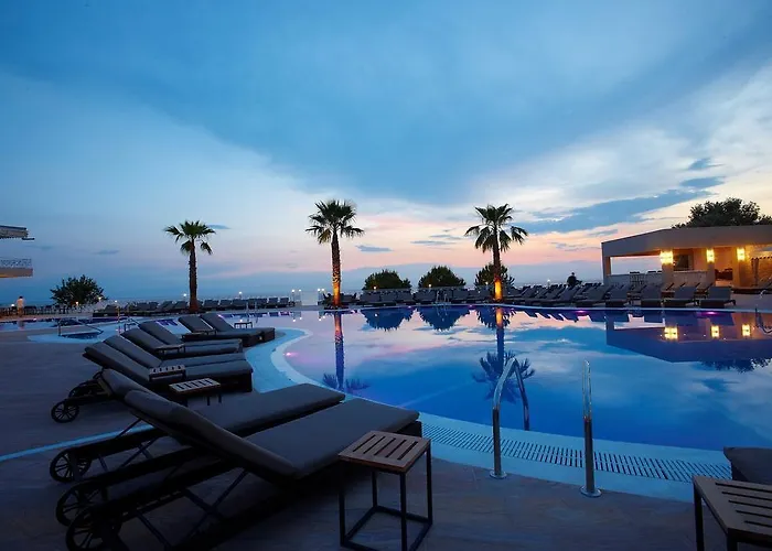 Portes Nea Poteidaia