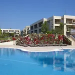Курортный комплекс Portes