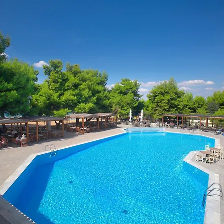 Üdülőközpont Portes 4*