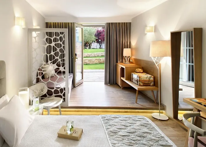 Portes Nea Poteidaia